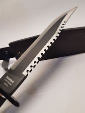 Couteau de luxe style 'Rambo II' avec étui en cuir et ceinture outils de survie