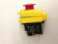 A Kedu KJD17 GF Start Stop Switch NVR (2HP / 16A) & Emergency Stop 5-Pin