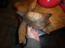 Jolie Tortue de Mer Sculptée en Bois 