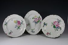 3  FAIENCES ITALIENNES DE LODI XVIII° siècle/18th century, bon état