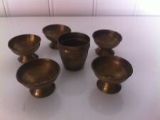 Petit service de tassous en laiton