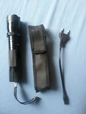 Lampe torche double usage