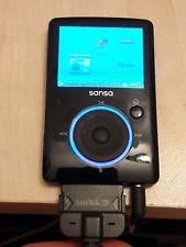 SanDisk Sansa Fuze  MP3 (4GB)  FM-Tuner mit Aufnahmefunktion und Video, Photo