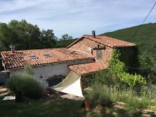 Maison en pierres roses avec terrain Sud Aveyron