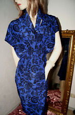 Bildschönes elegantes KLEID fein und apart tiefblau schwarz Schluppe MADELEINE M