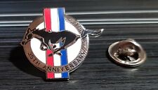 Ford Pin Mustang Logo 35th Anniversary - Maße Emblem 27x24mm