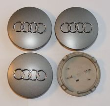 4 AUDI 8T0601170 Felgendeckel Nabenkappen Nabendeckel 8T0 601 170 silber WIE NEU