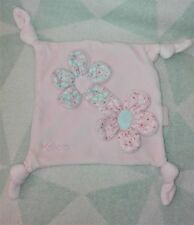  DOUDOU PLAT CARRE KALOO LILIBLUE ROSE  2 FLEURS COMME NEUF