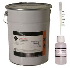 5kg. de GEL COAT POLYESTER ISO. BLANC, avec 125g. de catalyseur et 1 pipette.