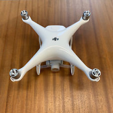 DJI Phantom 4 Pro Quadcopter 4K Kamera Drohne + Zubehör - neuwertig!