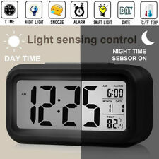 Batterie Réveil Numérique Affichage LCD Rétroéclairage Calendrier Snooze Neuf
