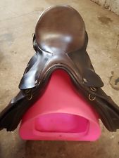 17" Ideal VSD Brown Saddle