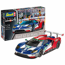 REVELL Ford GT - Le Mans 2017 1:24 Car Model Kit 07041