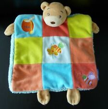 *- DOUDOU PLAT KALOO OURS PATCHWORCK BLEU ROUGE JAUNE POT DE MIEL ABEILLE  TTBE