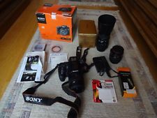Sony Alpha SLT-A58 20.1 MP SLR-Digitalkamera Kit mit 3 Objektiven und Extras