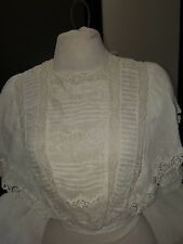 Corsage linge ancien en batiste et dentelle