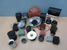SMALL LOT OF CAMERA ACCESSORIES - VARIOUS MAKES / ITEMS
