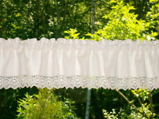 Kurzgardine-Querbehang Leinen weiß mit breiter Klöppelspitze ein-oder zweiteilig